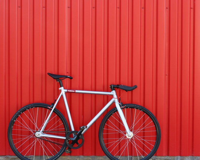 Забор из профнастила своими руками: материалы и стоимость.