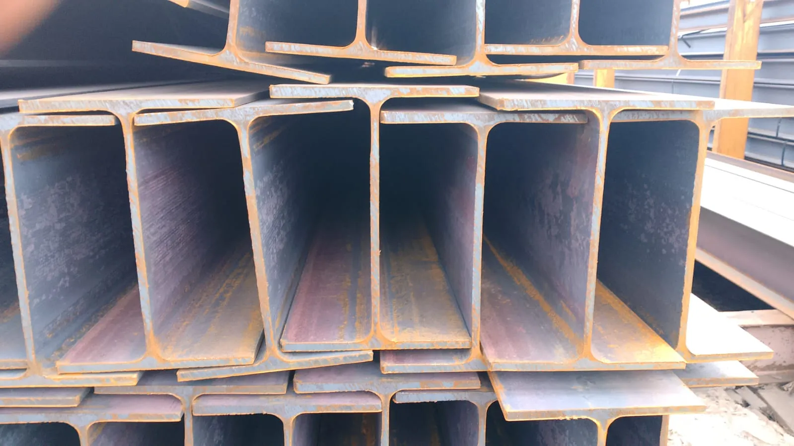 Балка двутавровая 16 Б1