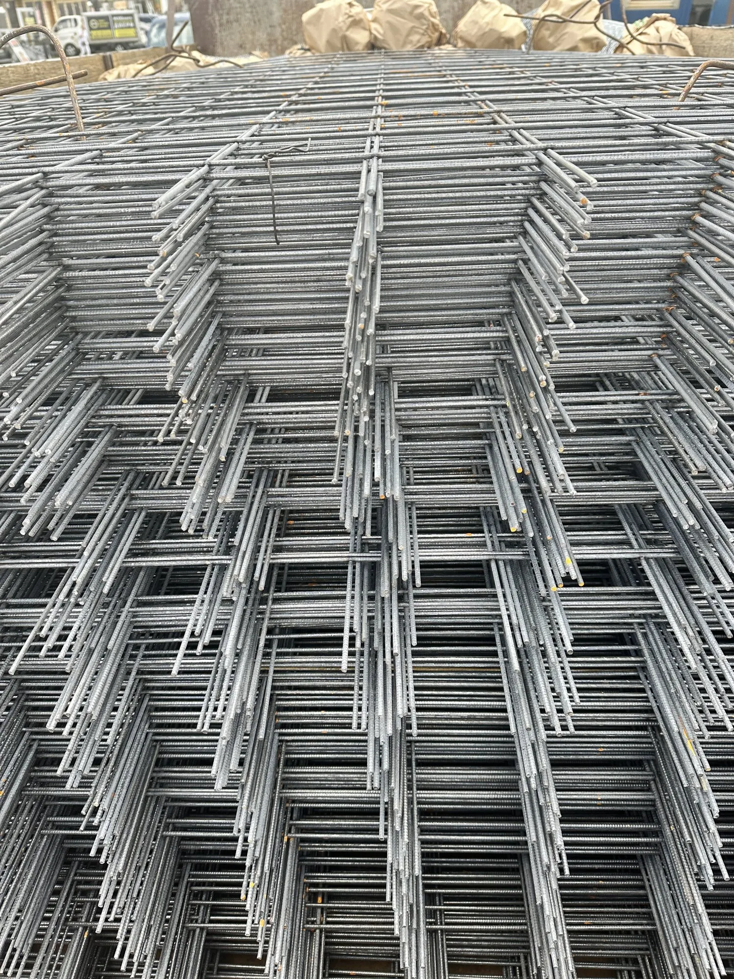 Купить Сетка сварная в картах 1500х2000 мм (120х120х3,5 мм)