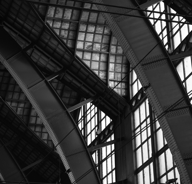 Швеллер гнутый